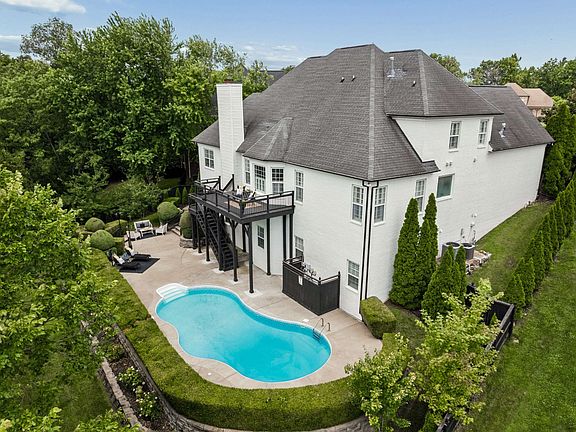 3rd image of 9713 Mountain Ash Ct