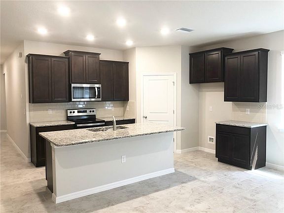 2nd image of 33014 Sand Creek Dr