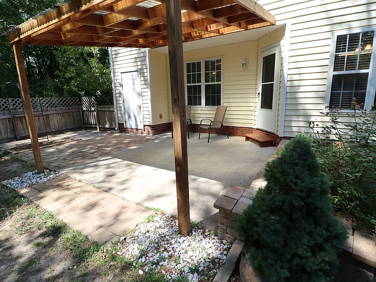 1727 Crag Burn Ln — Photo 37