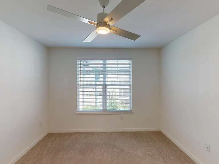 Essex Luxe Apartments — Photo 113