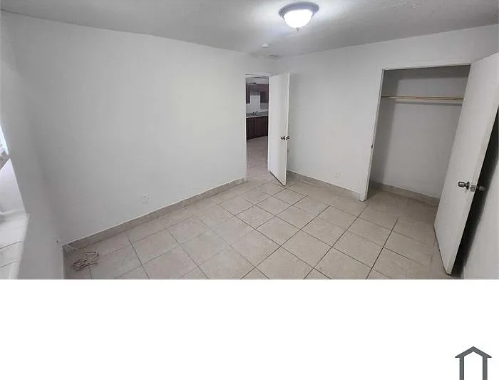 1710 Canal Ter #A — Photo 3