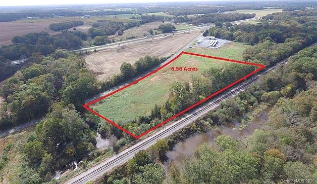 1st image of Curtis Ln