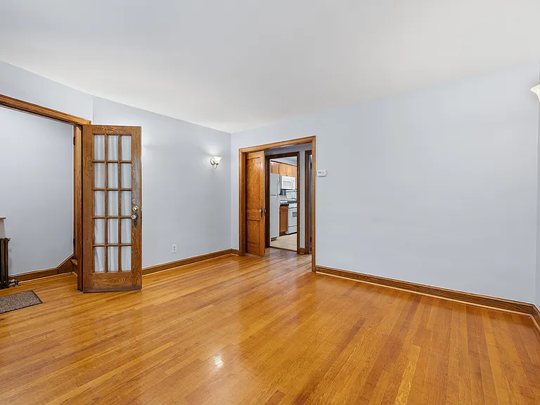 55 Farragut Pl NW #1 — Photo 4