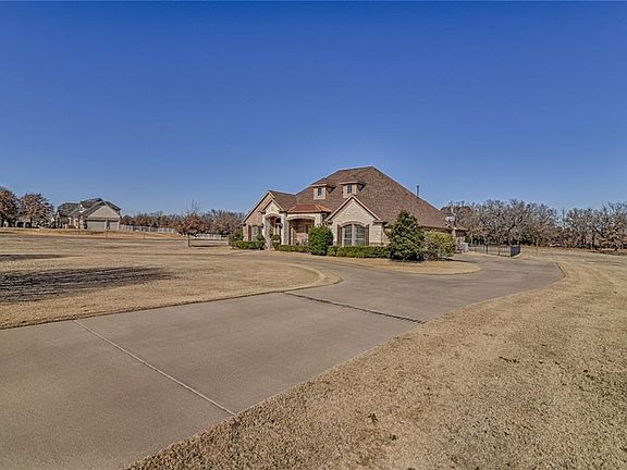 3rd image of 8113 Rose Creek Ct