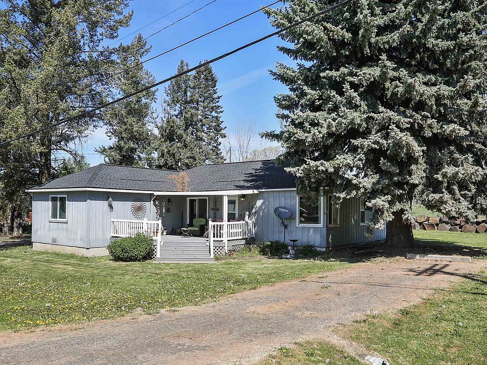 1st image of 230 E 3rd St