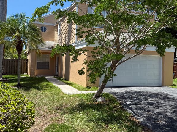 127 SW 159th Way