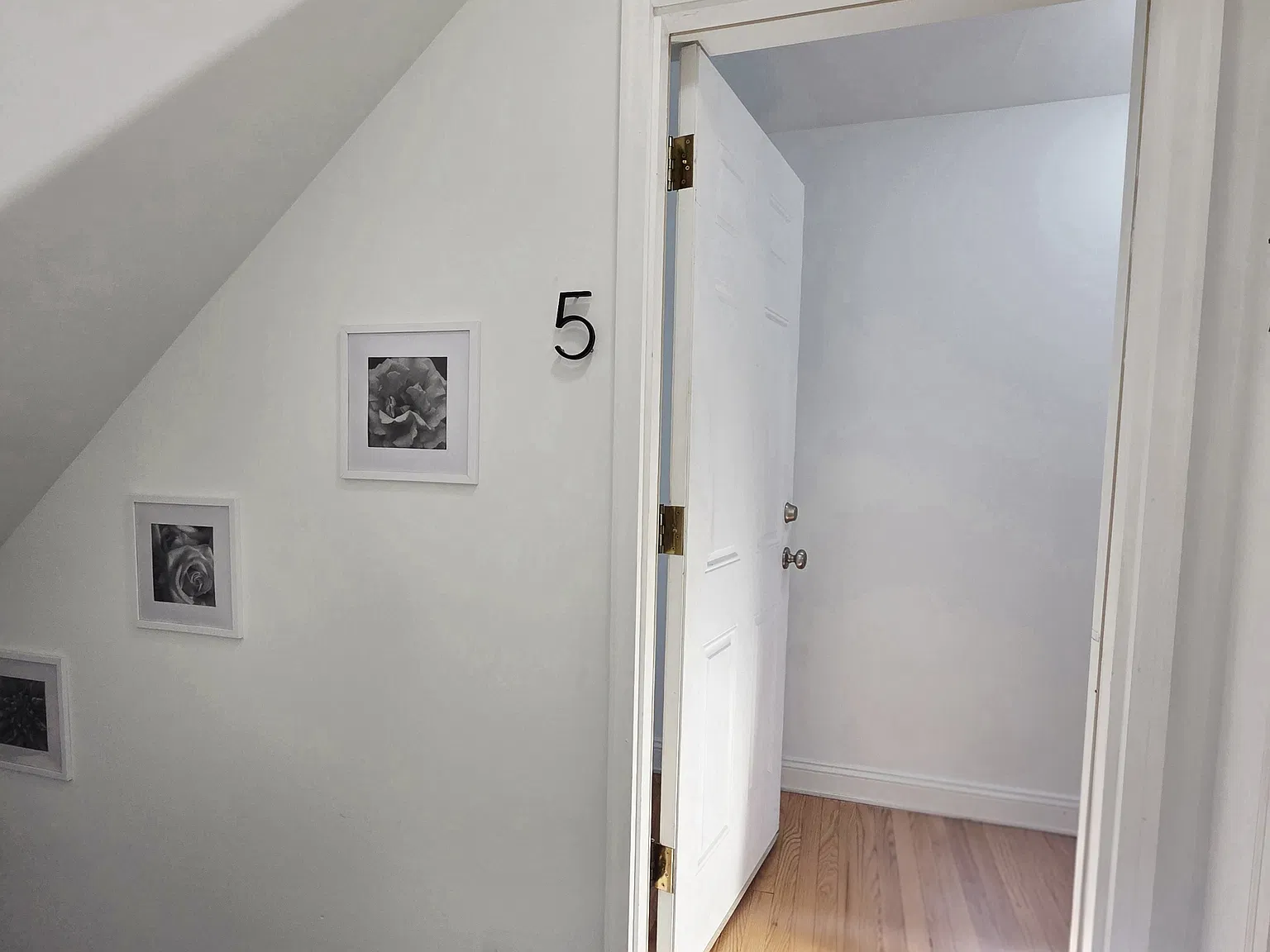 142 E Evergreen St — Photo 4
