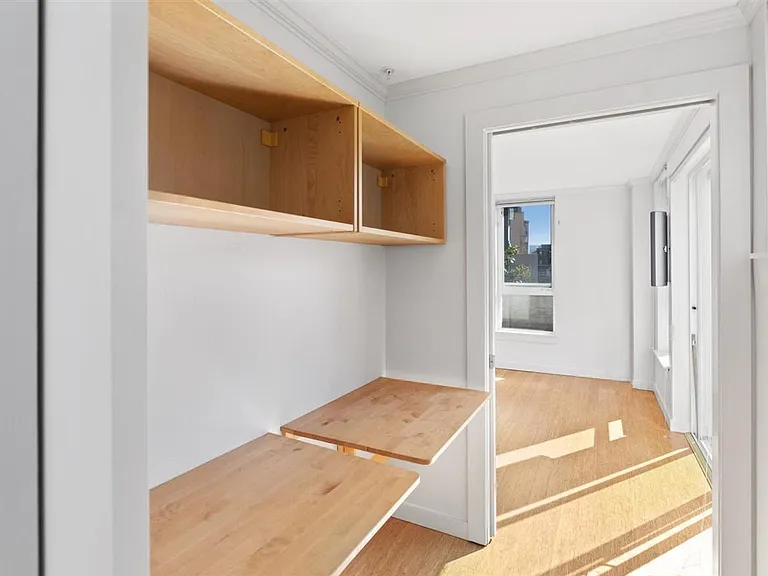 1420 E Pine St #E202 — Photo 18