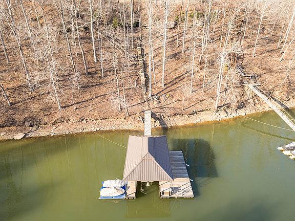 3rd image of 4 Grandview Shrs