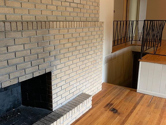 3rd image of 200 NE 58th St