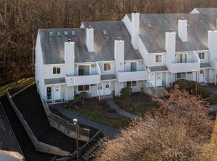 Country Woods, Torrington, CT 06790