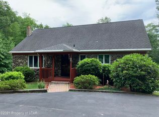 276 Troxell Switch Rd, Dallas, PA 18612