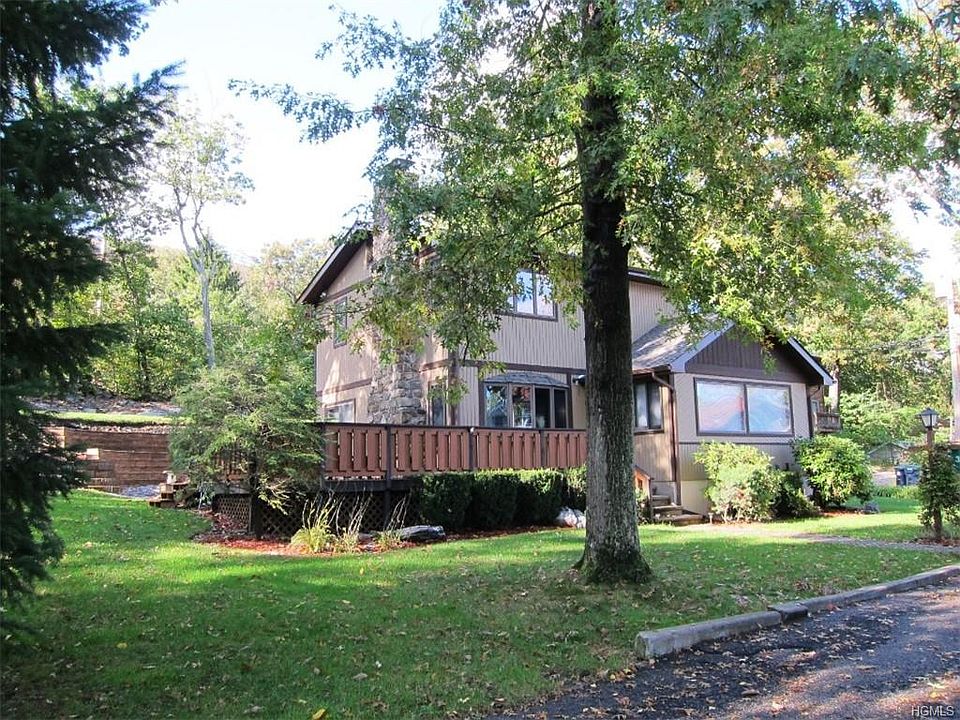 1st image of 3 Woodlands Ter