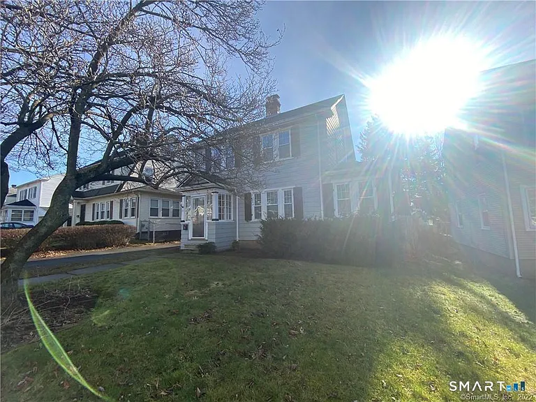 71 Fennbrook Rd — Photo 2