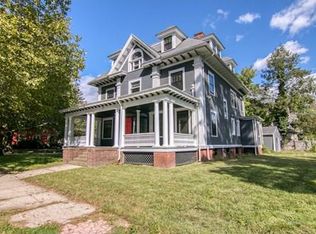 251 Longhill St, Springfield, MA 01108
