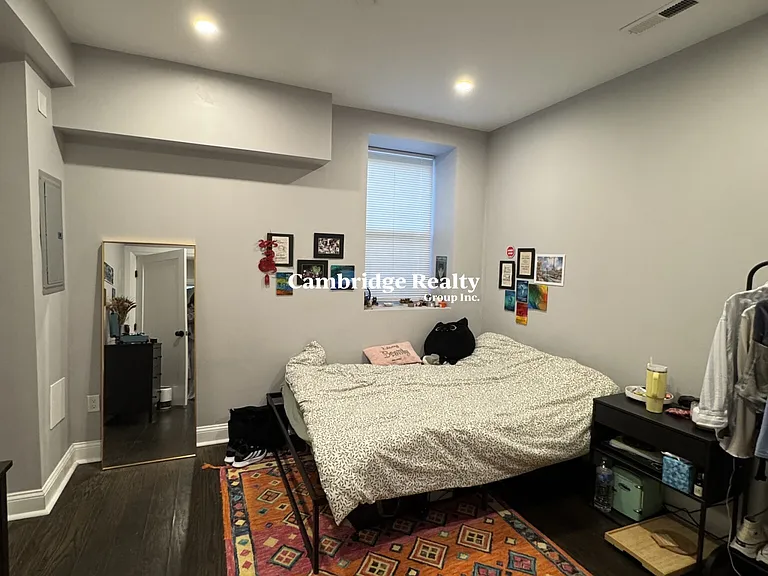 7 Strathmore Rd #T — Photo 4