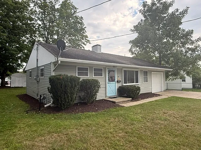 2 bed, 1000 sqft, $1,400 — Photo 2
