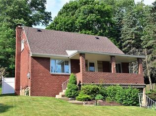 4504 Homeridge Dr, Homestead, PA