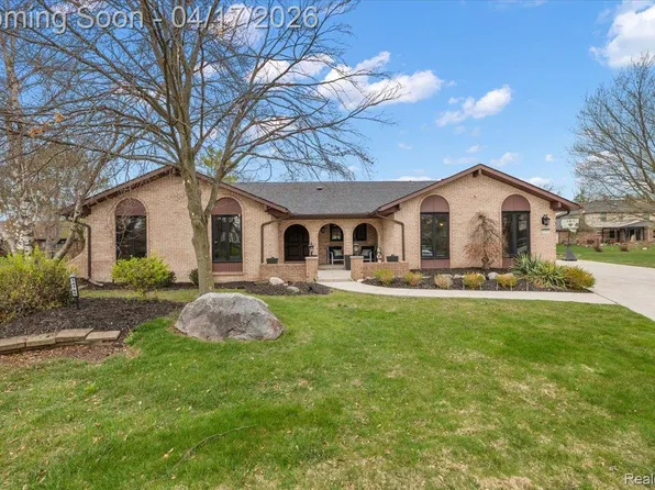 34765 Northland Dr, Livonia, MI 48152