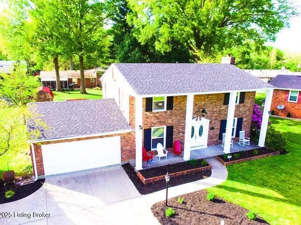 3811 Gaywood Dr, Louisville, KY 40272