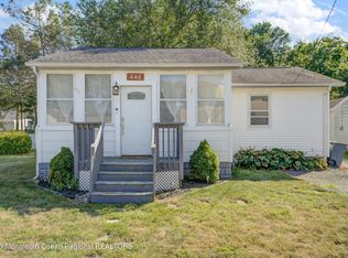446 E Arverne Ave, Ocean Gate, NJ 08740