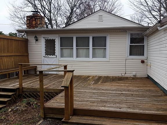 2nd image of 322 Miller Ave