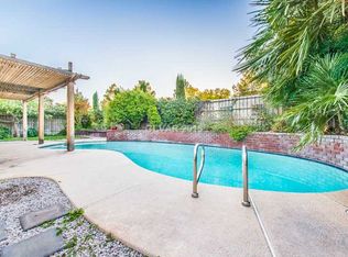 4811 Torrence Dr, Las Vegas, NV 89103