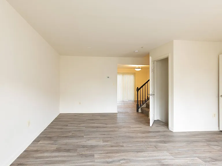 Carlson Woods Townhomes — Photo 8