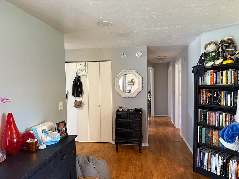 537 S 2nd St — Photo 14