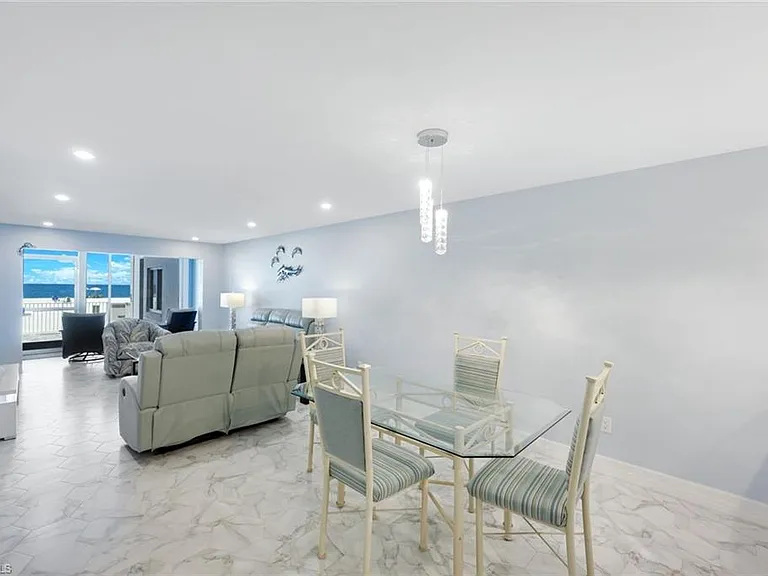26000 Hickory Blvd #105 — Photo 9