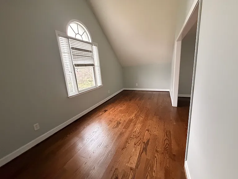 665 Sentry Ridge Xing — Photo 13