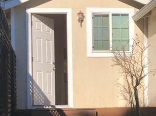 353 Del Robles Ave, Monterey, CA 93940