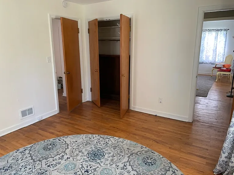 1819 W Hillsdale St — Photo 6