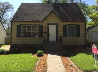 587 N 10th Ave, Kankakee, IL
