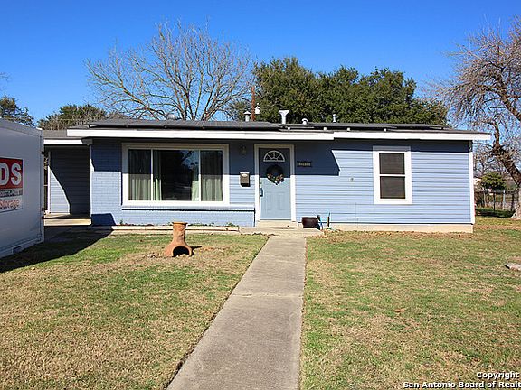 2nd image of 267 Ravenhill Dr