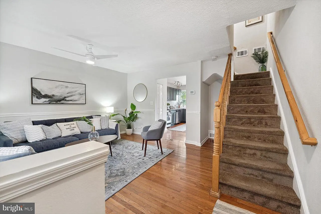 1 bed, 1342 sqft, $950 — Photo 2