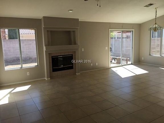 3rd image of 429 Don Fernando Cir