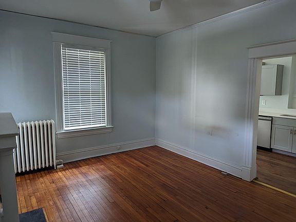 5th image of 314 N Mulberry St