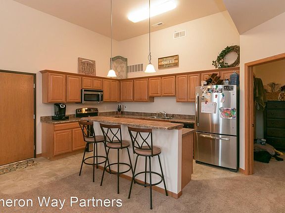 4th image of 1680 Lincoln Dr Unit 203