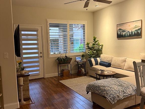 5th image of 900 S Meadows Pkwy APT 613