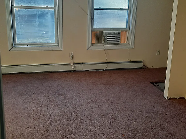 184 Windham Rd #3 — Photo 9