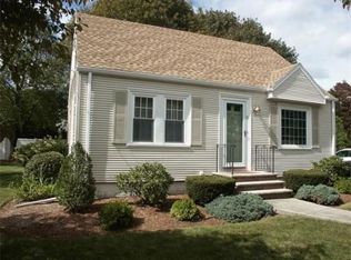 10 Glendale Rd, Norwood, MA 02062
