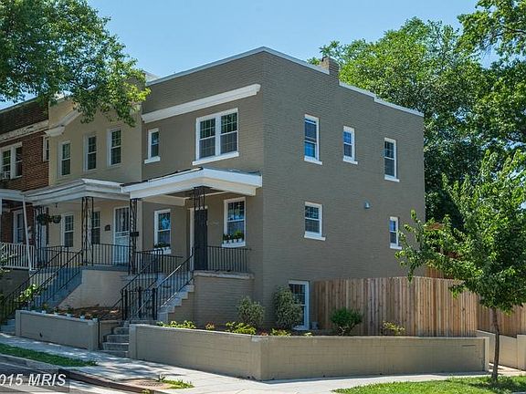 Front view of corner lot.