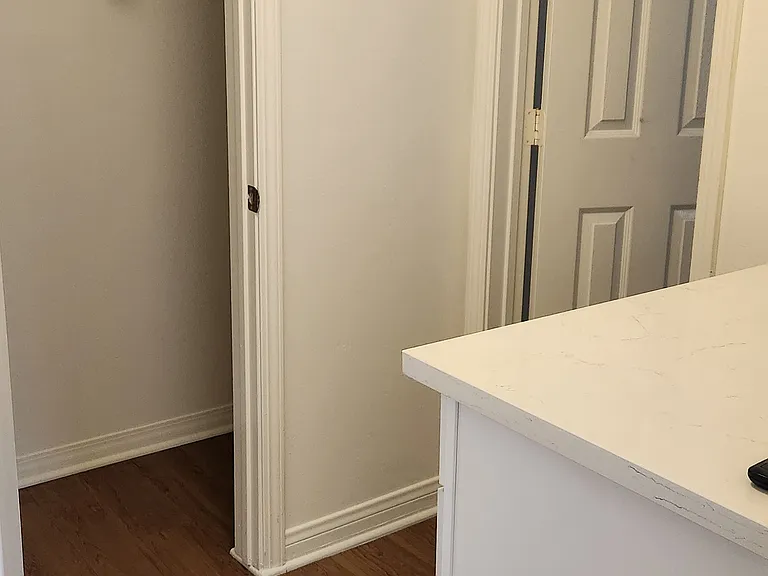 Sherman Pines Apartments — Photo 12