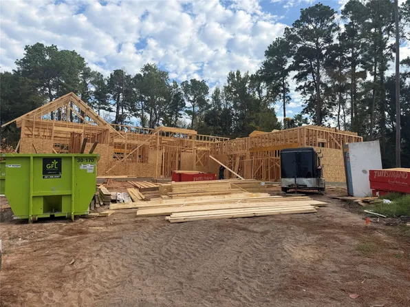 11 Westlyn Ct, Montgomery, TX 77356