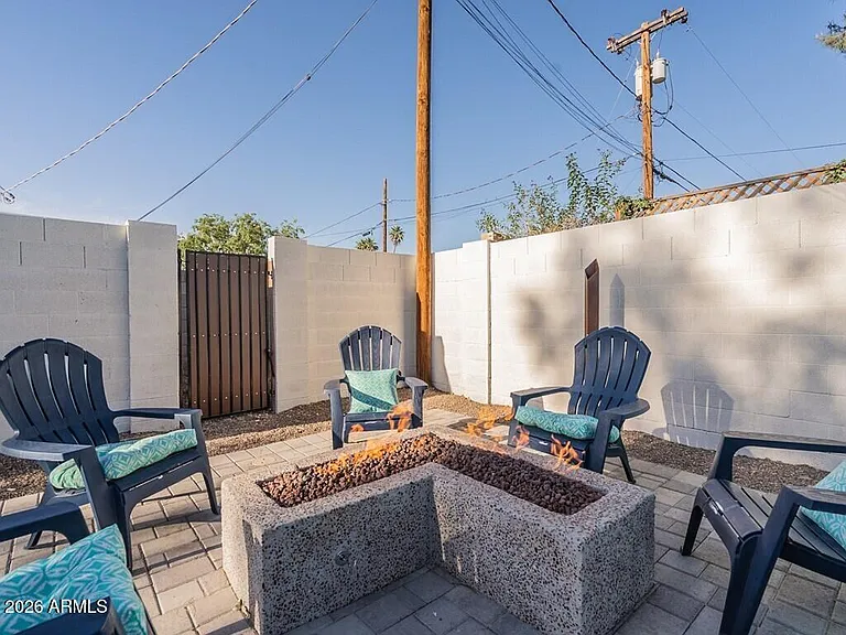 3302 E Turquoise Ave — Photo 53