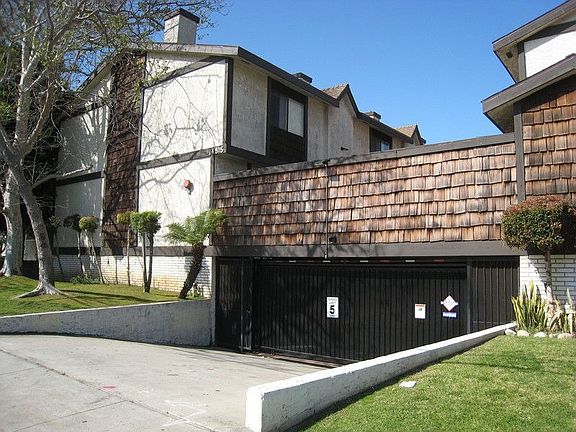 2nd image of 14815 S Normandie Ave APT 19