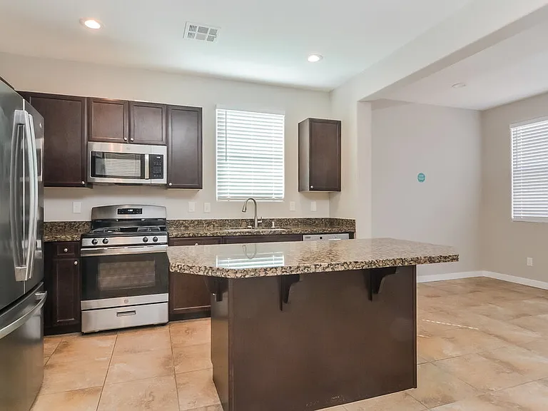993 Pebble Lake St — Photo 10