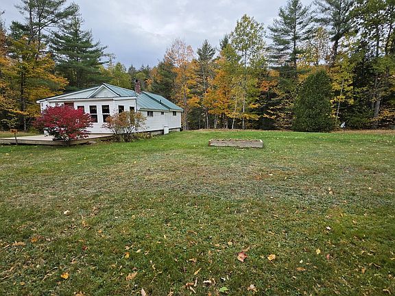 2nd image of 1588 Roxbury Road