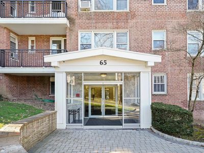 65 Durham Road #2E, Bronxville, NY, 10708